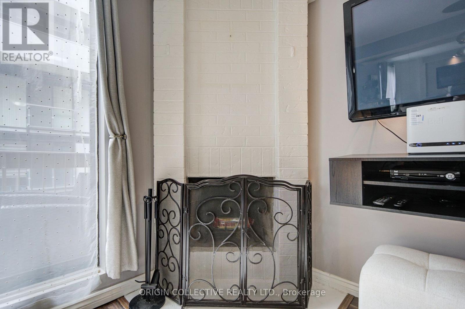 305 - 19 Dundonald Street, Toronto, Ontario  M4Y 1K3 - Photo 14 - C13663676