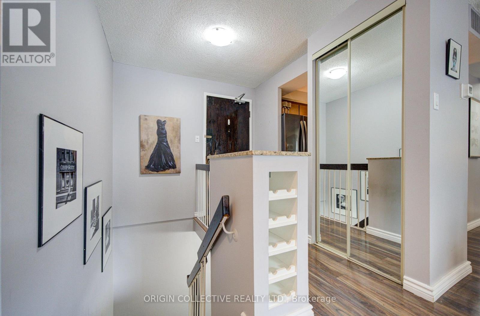305 - 19 Dundonald Street, Toronto, Ontario  M4Y 1K3 - Photo 19 - C13663676