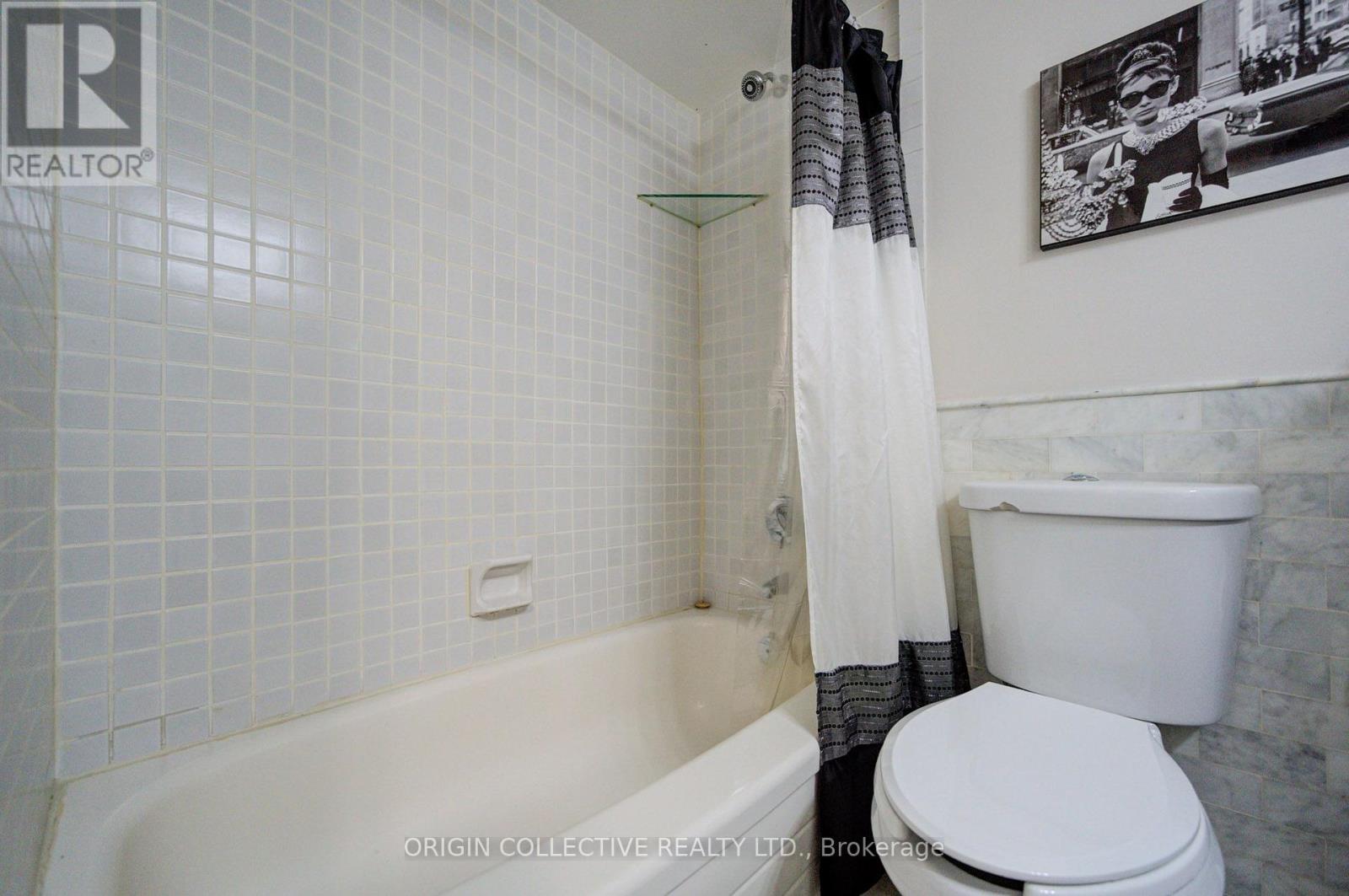 305 - 19 Dundonald Street, Toronto, Ontario  M4Y 1K3 - Photo 23 - C13663676