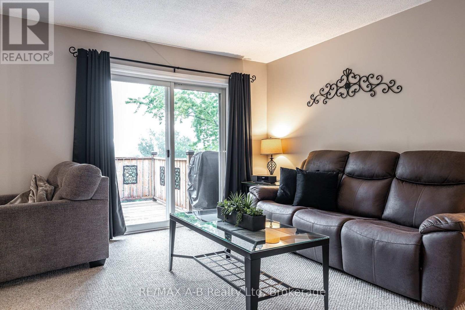 6 Hillside Court, St. Marys, Ontario  N4X 1C3 - Photo 18 - X13663698