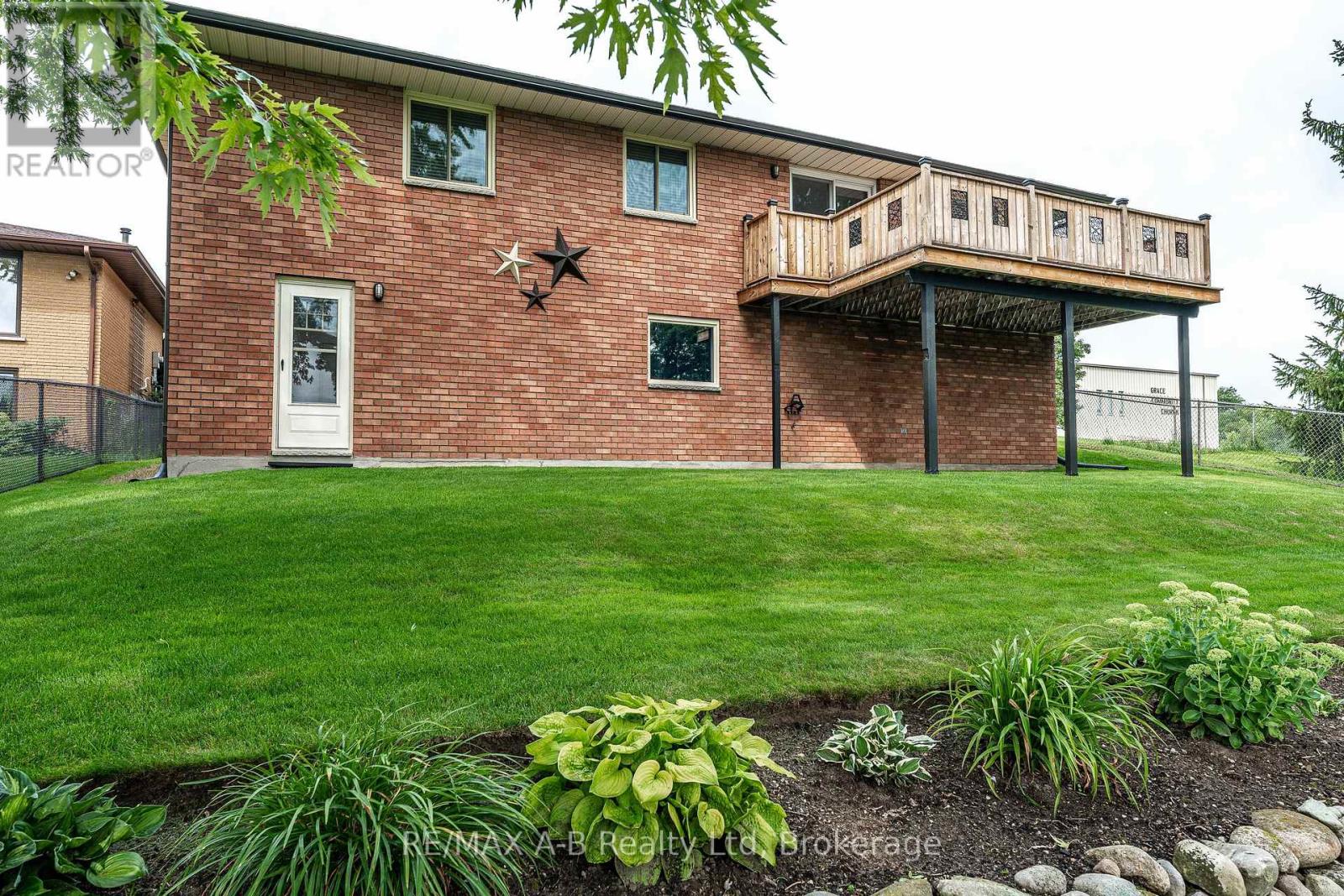 6 Hillside Court, St. Marys, Ontario  N4X 1C3 - Photo 42 - X13663698