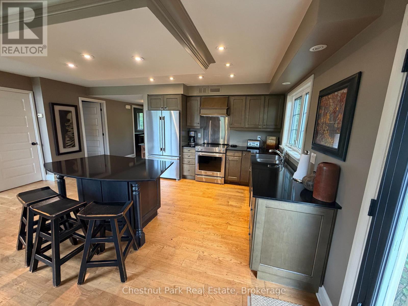 Sandfield 5 W3 - 3876 Muskoka Road 118 W, Muskoka Lakes, Ontario  P0B 1J0 - Photo 5 - X13663734