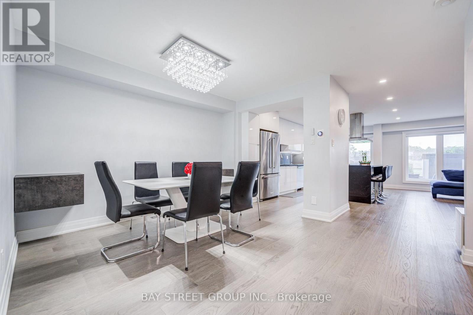 47 Becca Hall Trail, Toronto, Ontario  M1V 2T7 - Photo 11 - E13663694