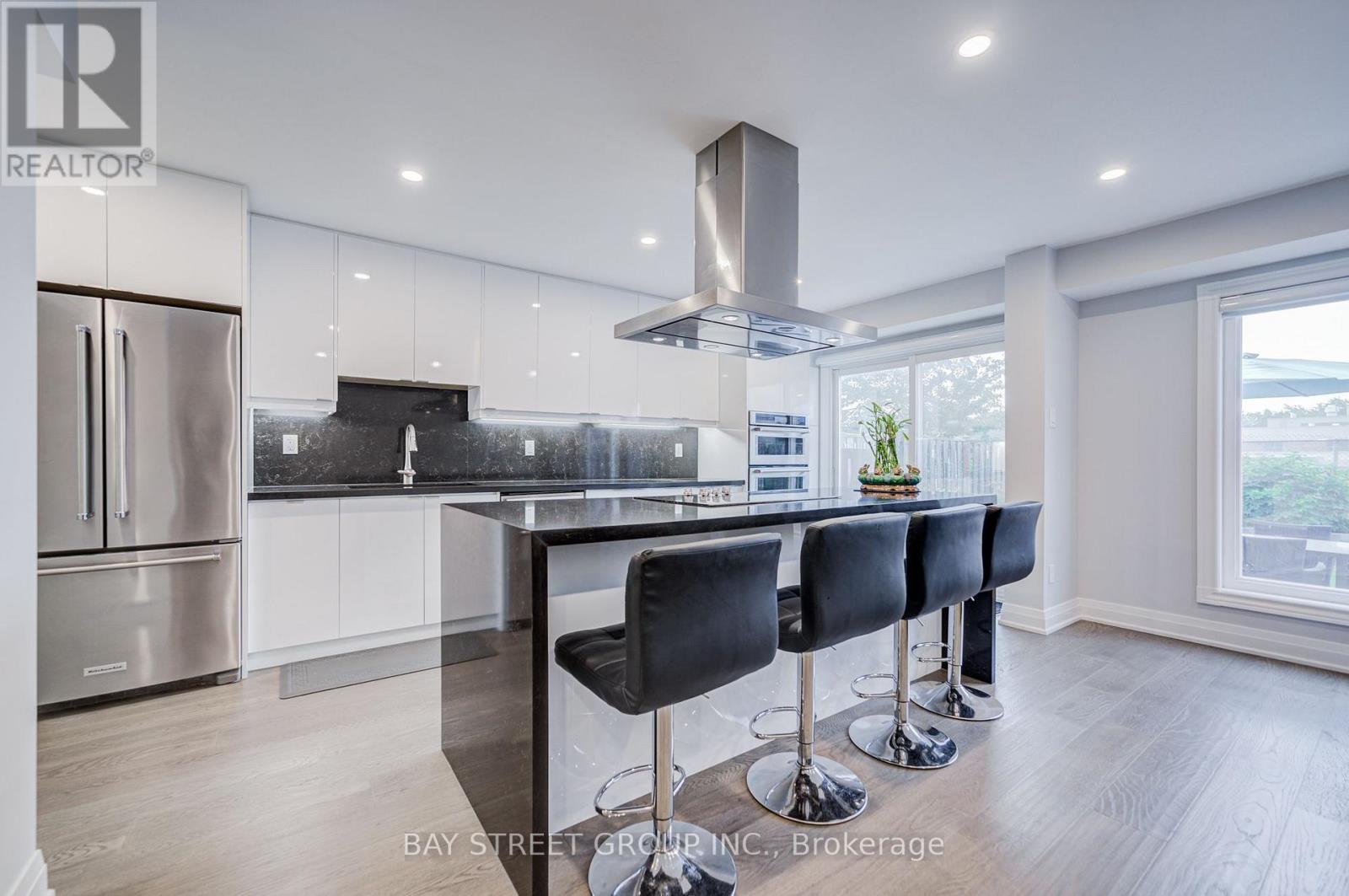 47 Becca Hall Trail, Toronto, Ontario  M1V 2T7 - Photo 16 - E13663694
