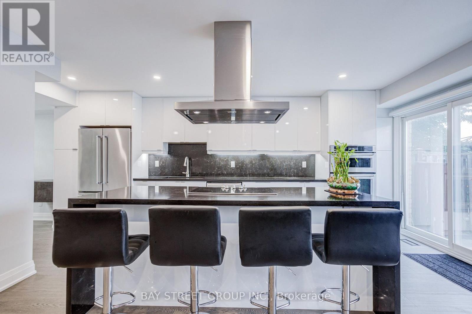 47 Becca Hall Trail, Toronto, Ontario  M1V 2T7 - Photo 18 - E13663694