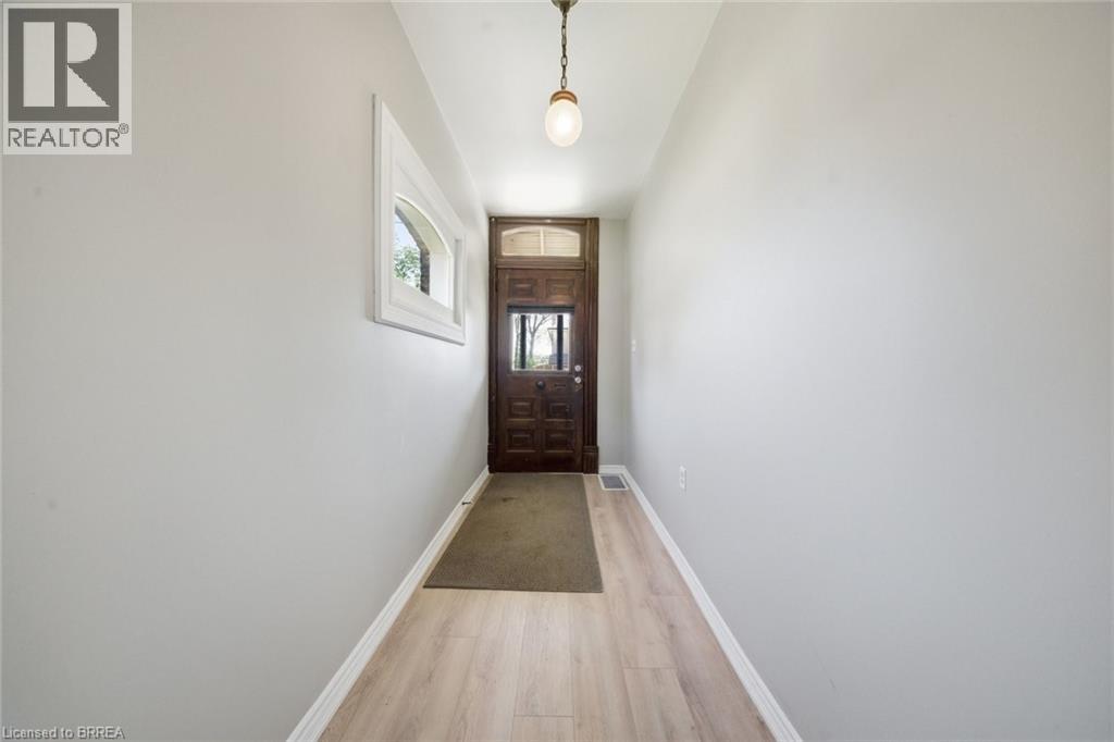 76 Brock Street, Brantford, Ontario  N3S 5V2 - Photo 4 - 40834150