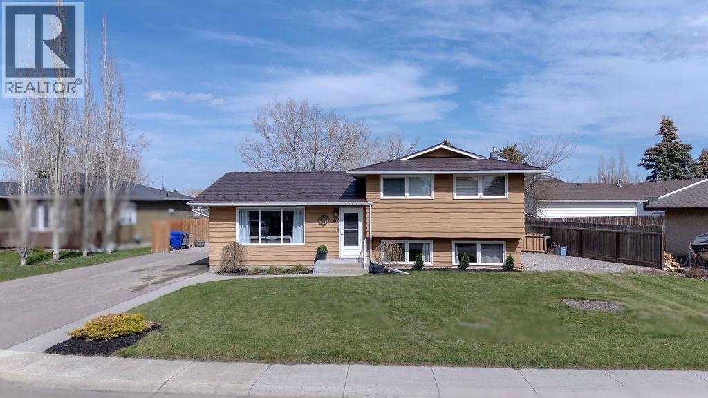 47 Willow Road, Claresholm, Alberta  T0L 0T0 - Photo 4 - A2304338