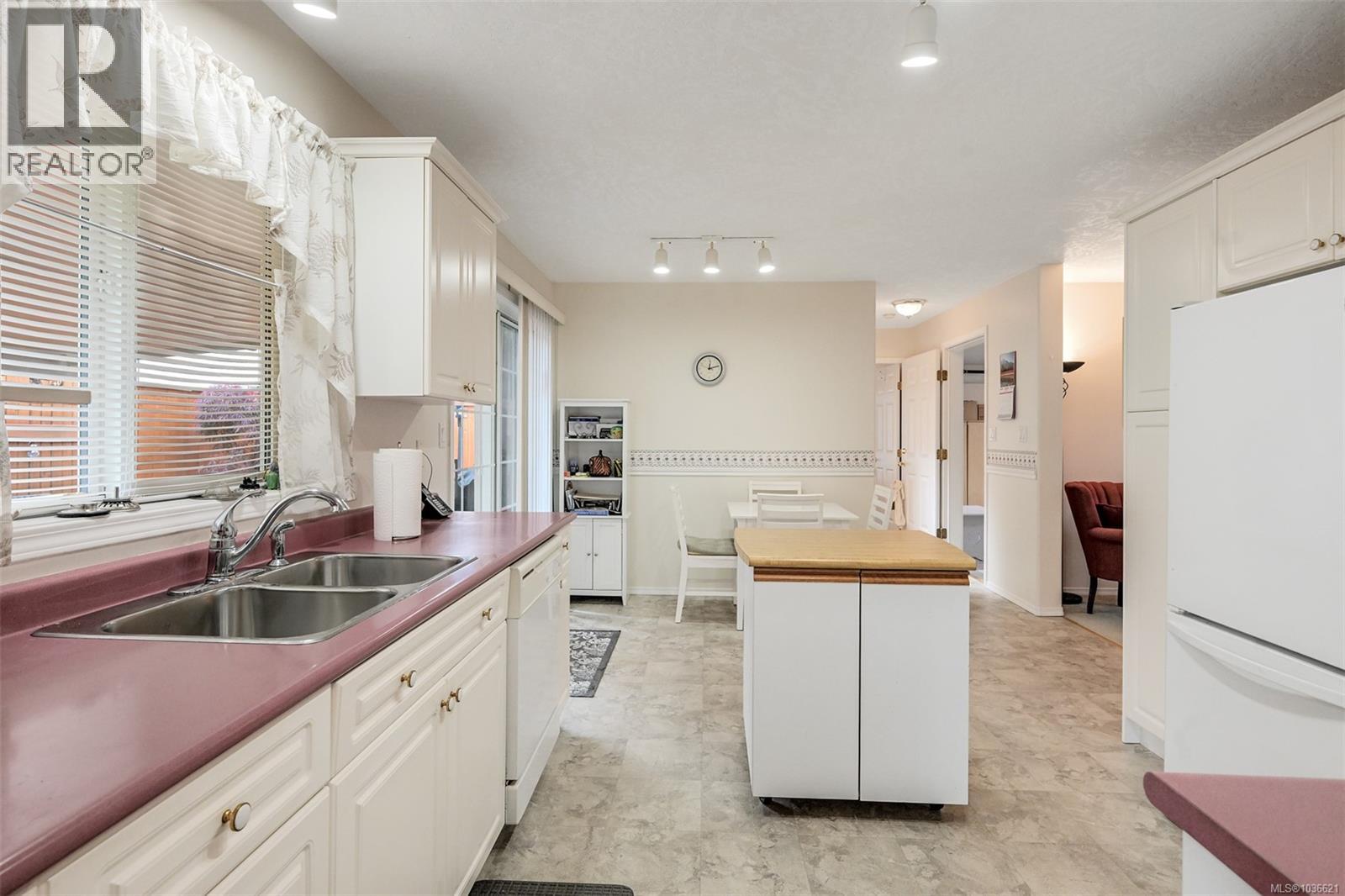 128 Camas Lane, View Royal, British Columbia  V9A 7M2 - Photo 16 - 1036621