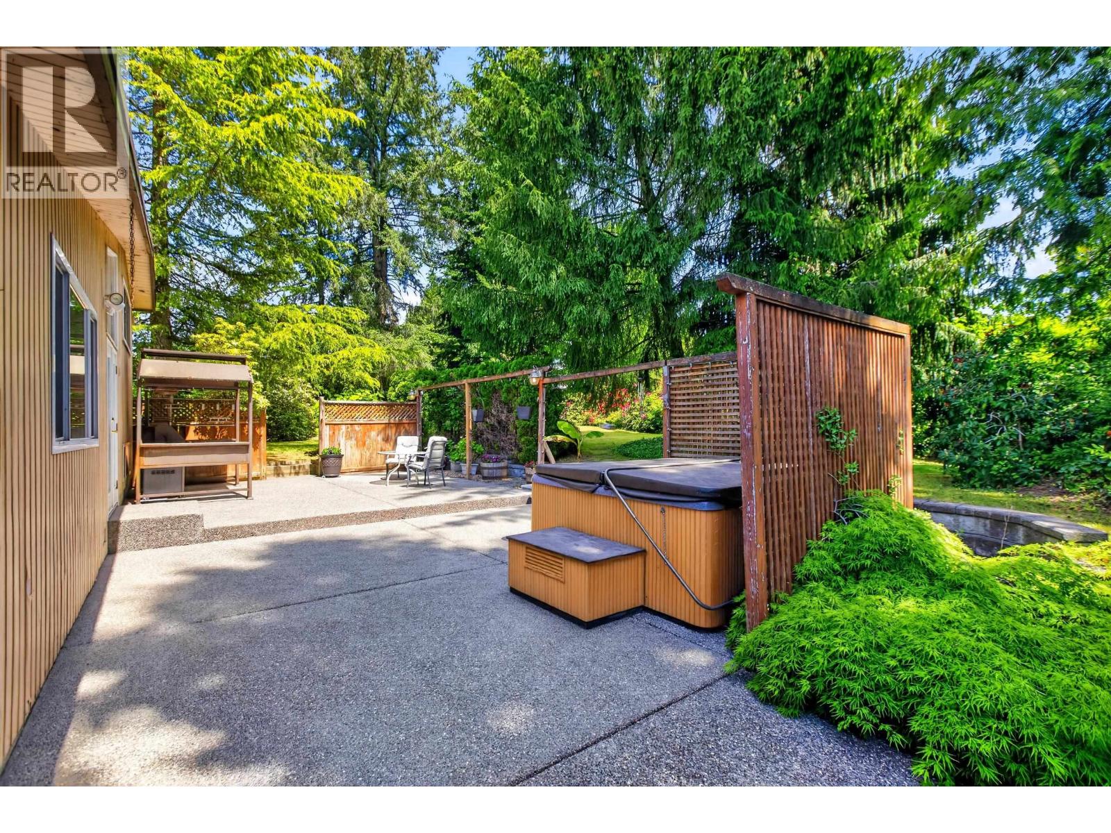 655 Macintosh Street, Coquitlam, British Columbia  V3J 4Y4 - Photo 22 - R3128041