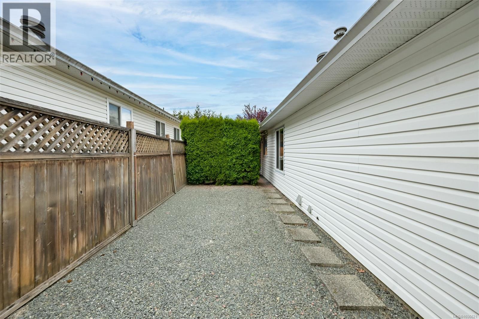 128 Camas Lane, View Royal, British Columbia  V9A 7M2 - Photo 39 - 1036621