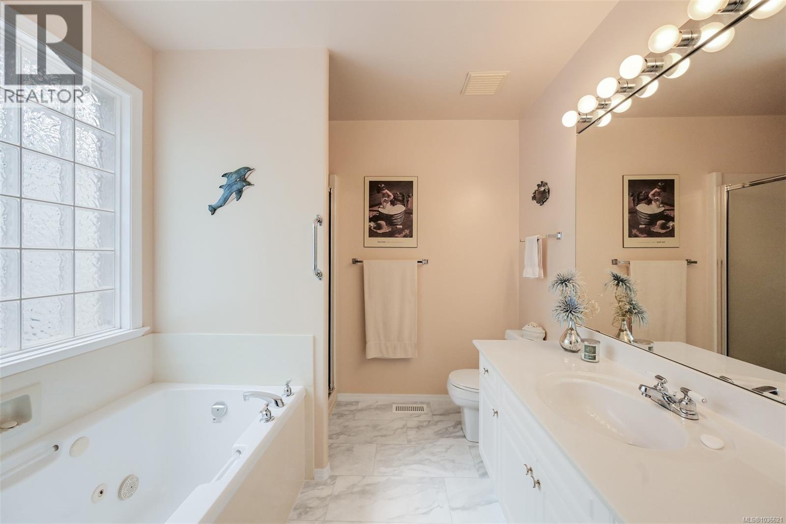 128 Camas Lane, View Royal, British Columbia  V9A 7M2 - Photo 27 - 1036621