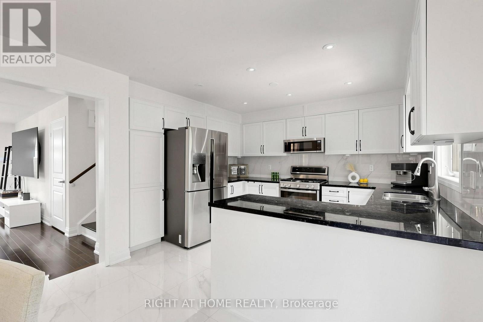 178 Delbert Circle, Whitchurch-Stouffville, Ontario  L4A 0Y7 - Photo 15 - N13663724