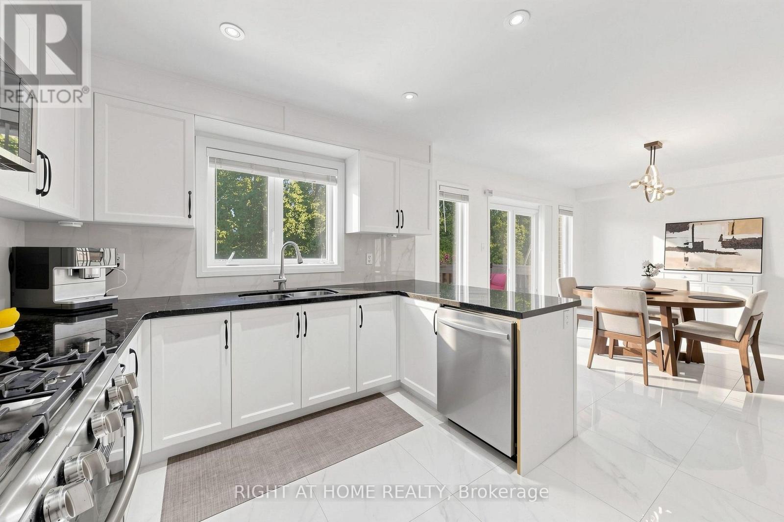 178 Delbert Circle, Whitchurch-Stouffville, Ontario  L4A 0Y7 - Photo 17 - N13663724
