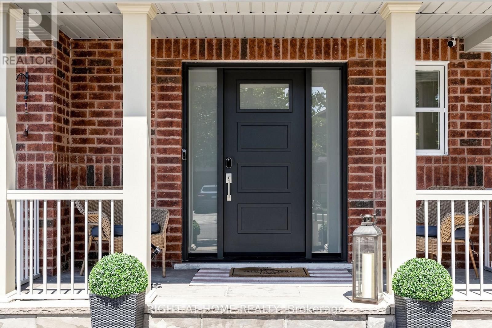 178 Delbert Circle, Whitchurch-Stouffville, Ontario  L4A 0Y7 - Photo 2 - N13663724