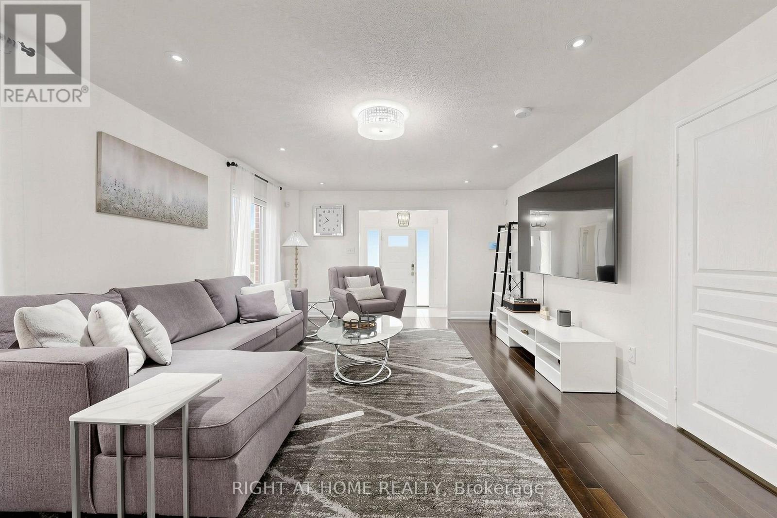 178 Delbert Circle, Whitchurch-Stouffville, Ontario  L4A 0Y7 - Photo 7 - N13663724
