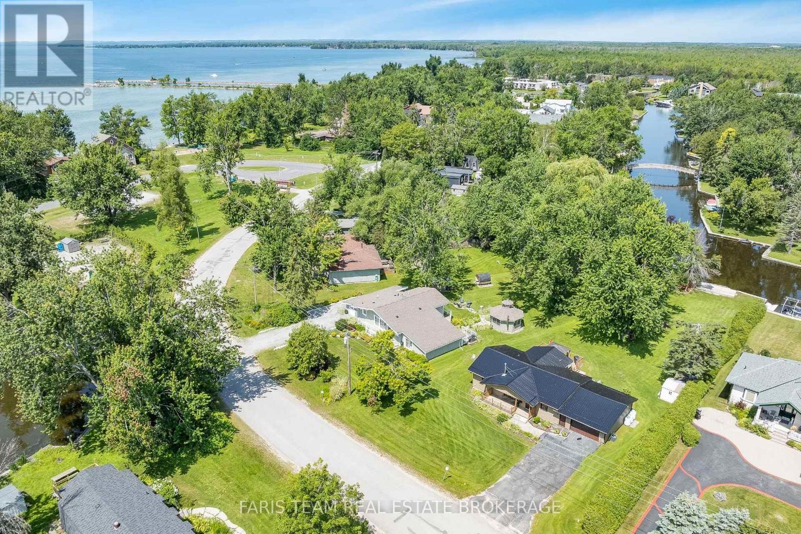 27 Poplar Crescent, Ramara (Brechin), Ontario  L0K 1B0 - Photo 2 - S13663648