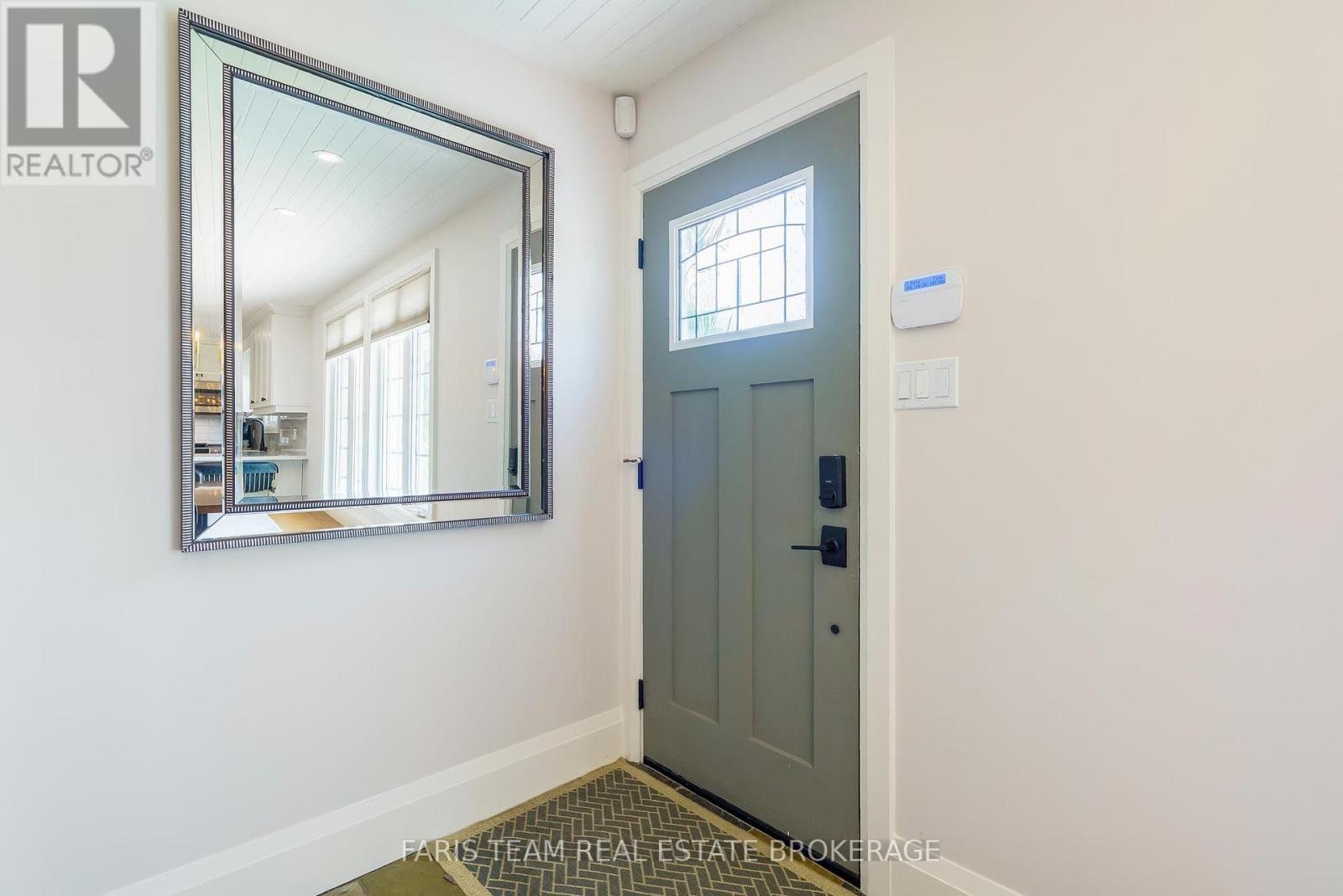 27 Poplar Crescent, Ramara (Brechin), Ontario  L0K 1B0 - Photo 4 - S13663648