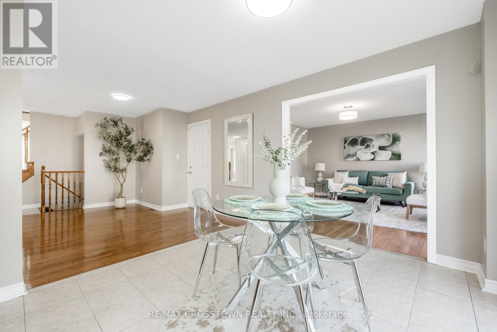 22 Maple Crown Terrace, Barrie (Innis-Shore), Ontario  L4M 7H4 - Photo 16 - S13663730