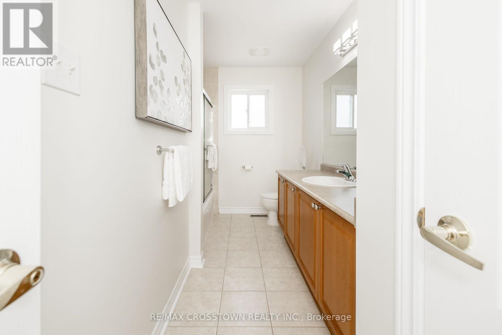 22 Maple Crown Terrace, Barrie (Innis-Shore), Ontario  L4M 7H4 - Photo 45 - S13663730