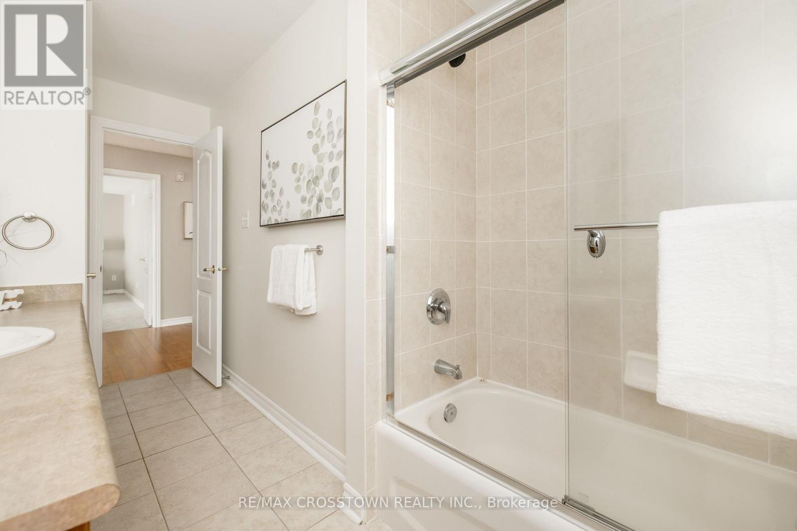 22 Maple Crown Terrace, Barrie (Innis-Shore), Ontario  L4M 7H4 - Photo 46 - S13663730