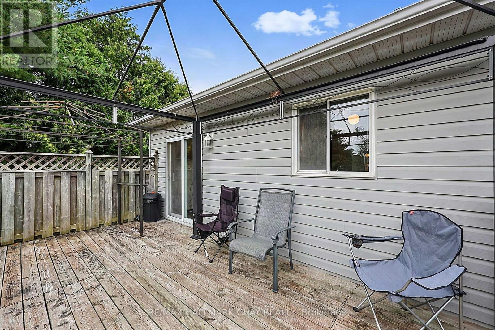 1 Dean Court, Wasaga Beach, Ontario L9Z 1J9 - Photo 10 - S13663746