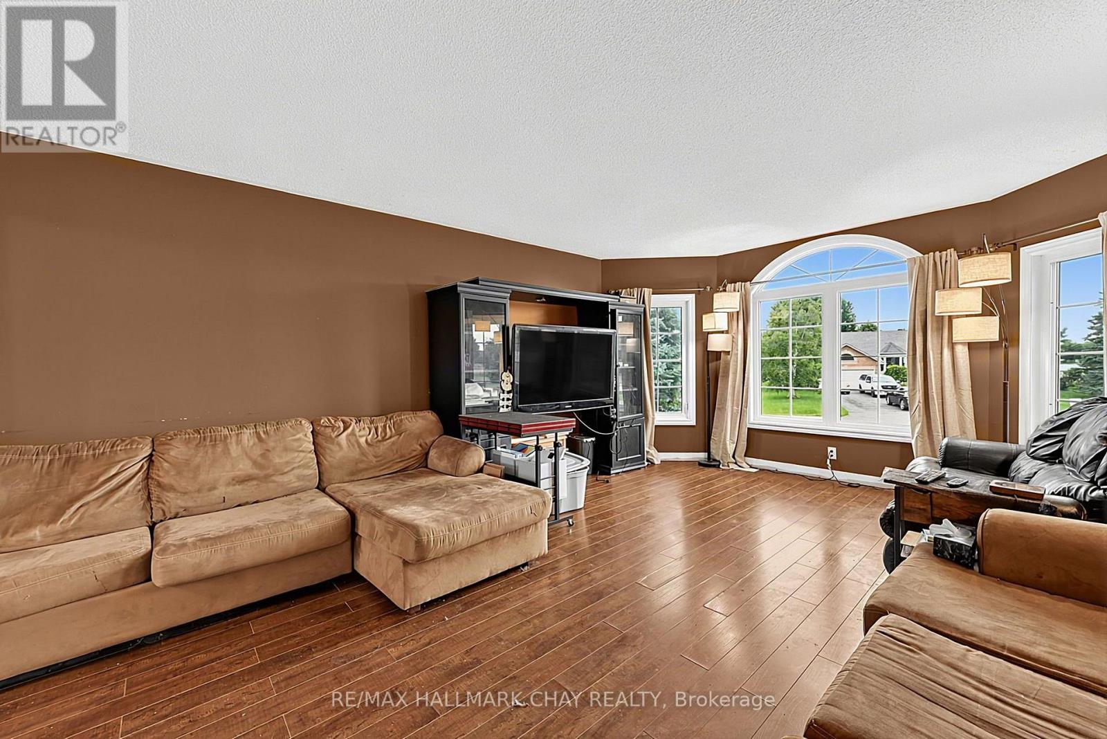 1 Dean Court, Wasaga Beach, Ontario L9Z 1J9 - Photo 16 - S13663746