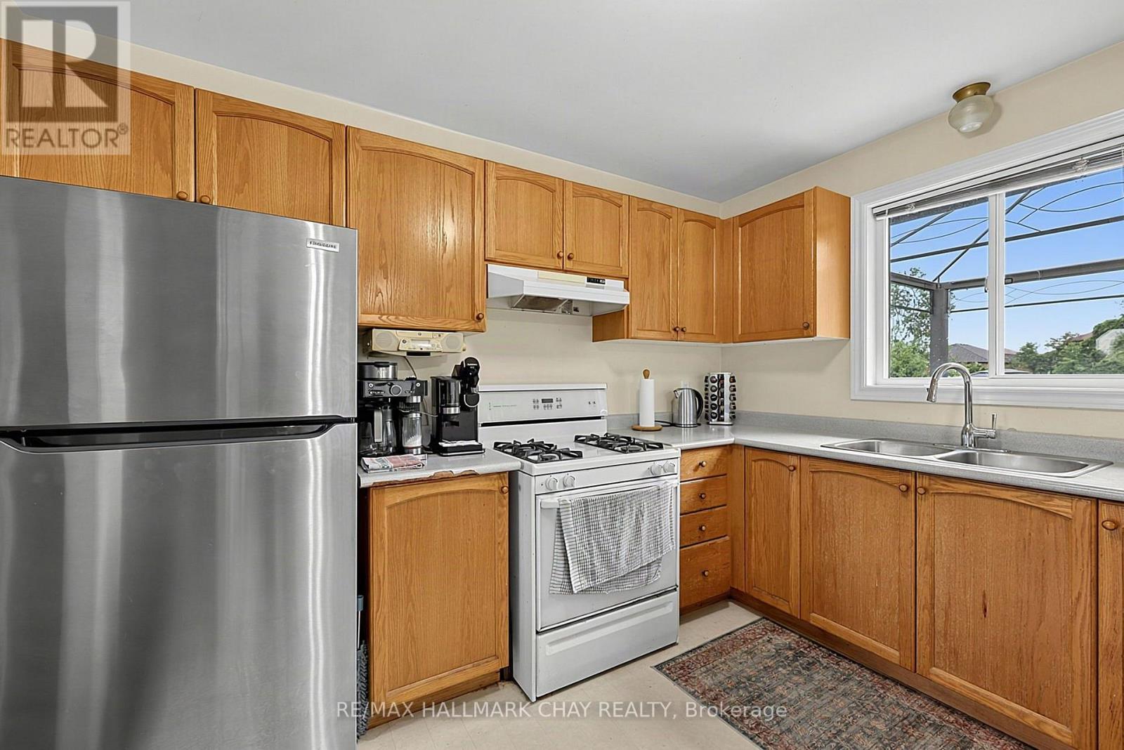1 Dean Court, Wasaga Beach, Ontario L9Z 1J9 - Photo 21 - S13663746