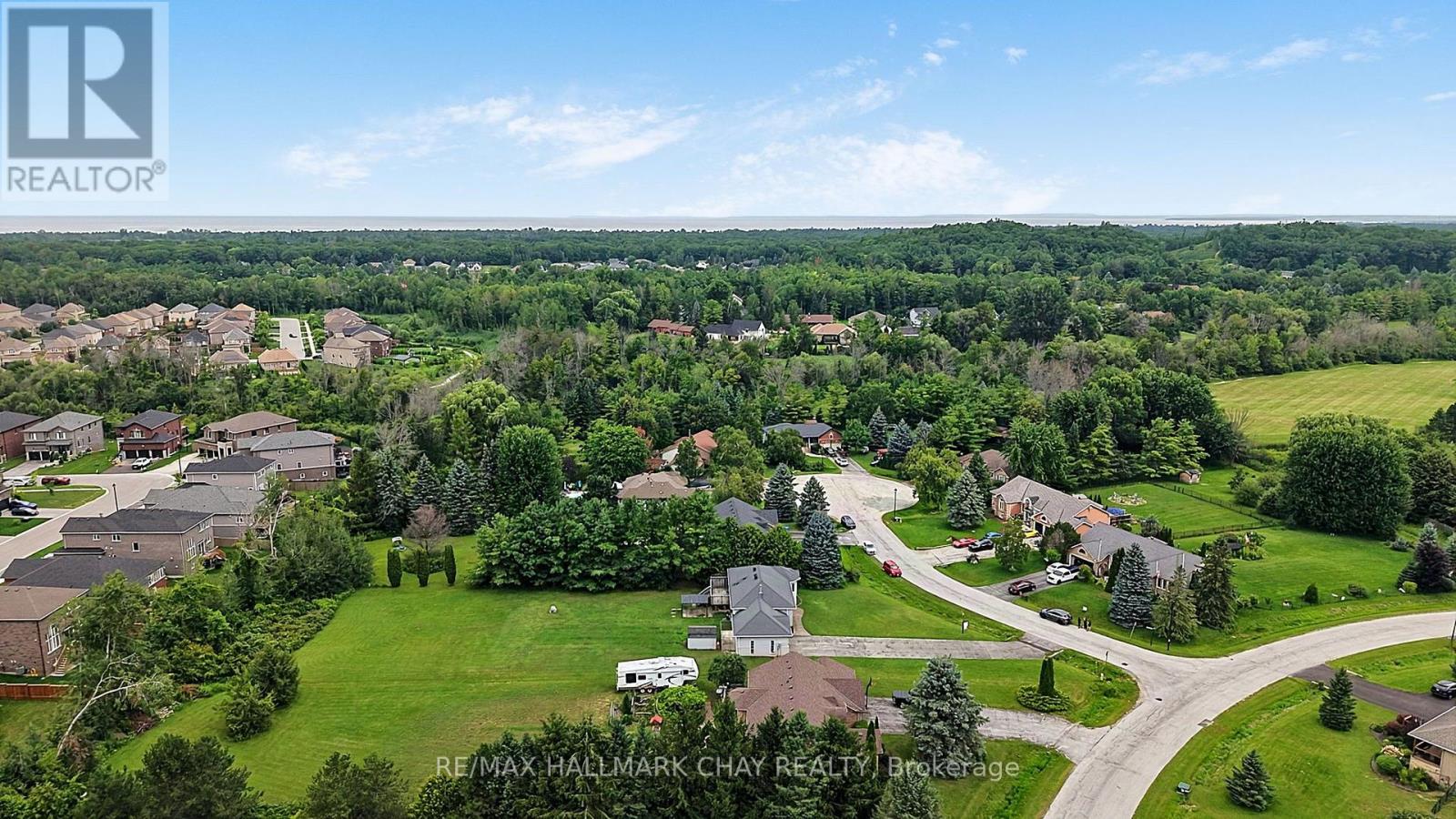 1 Dean Court, Wasaga Beach, Ontario L9Z 1J9 - Photo 6 - S13663746