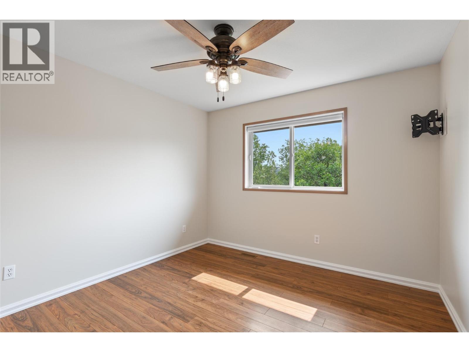 1750 Mckinley Court Unit# 6, Kamloops, British Columbia  V2E 2N5 - Photo 11 - 10397361