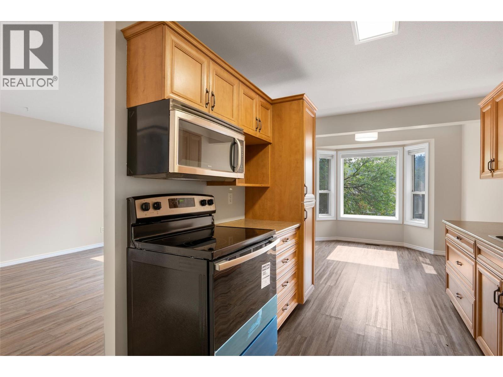 1750 Mckinley Court Unit# 6, Kamloops, British Columbia  V2E 2N5 - Photo 4 - 10397361