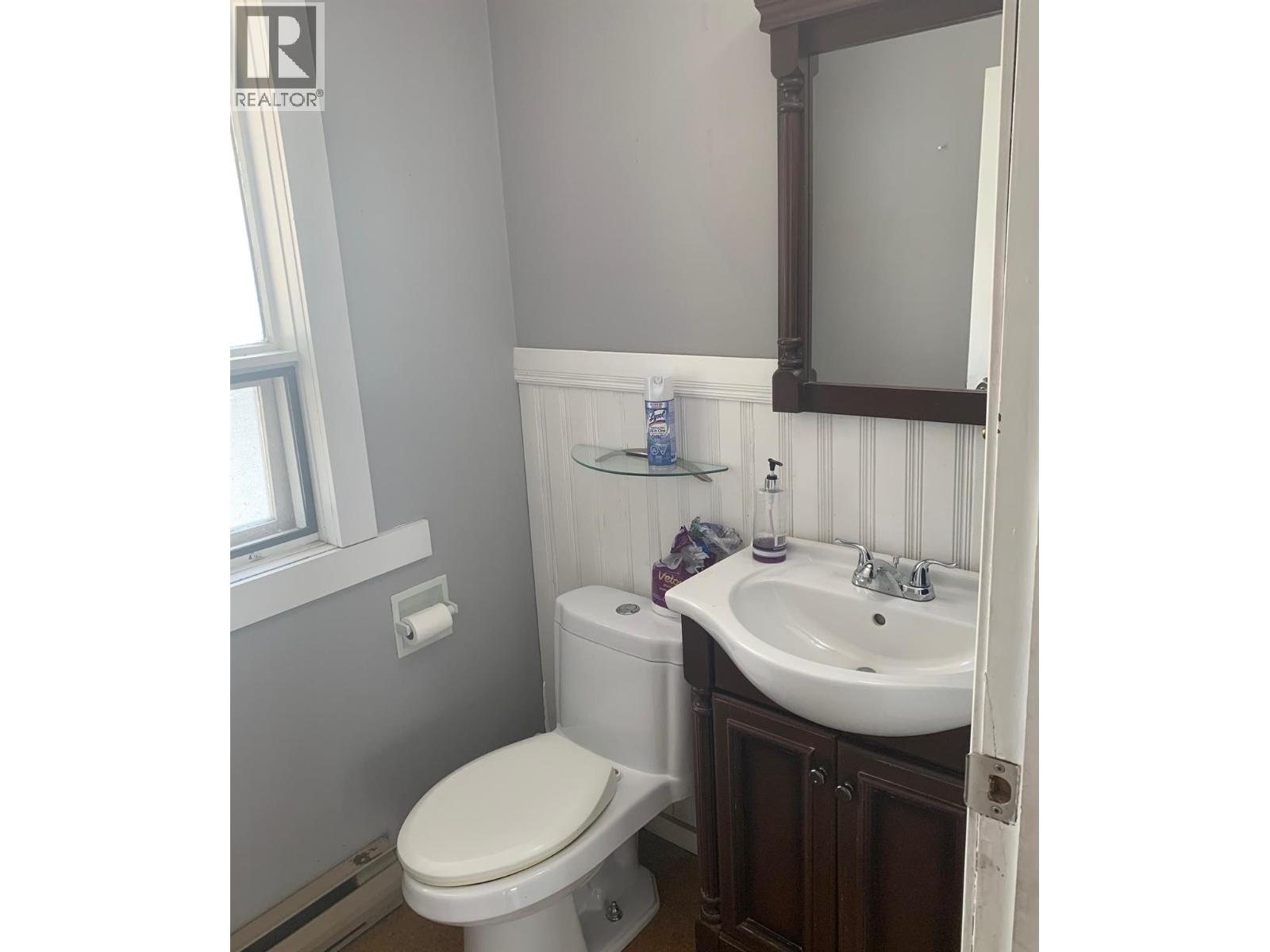 256 Mccuddy Creek Road, Oliver, British Columbia  V0H 1T8 - Photo 18 - 10370305