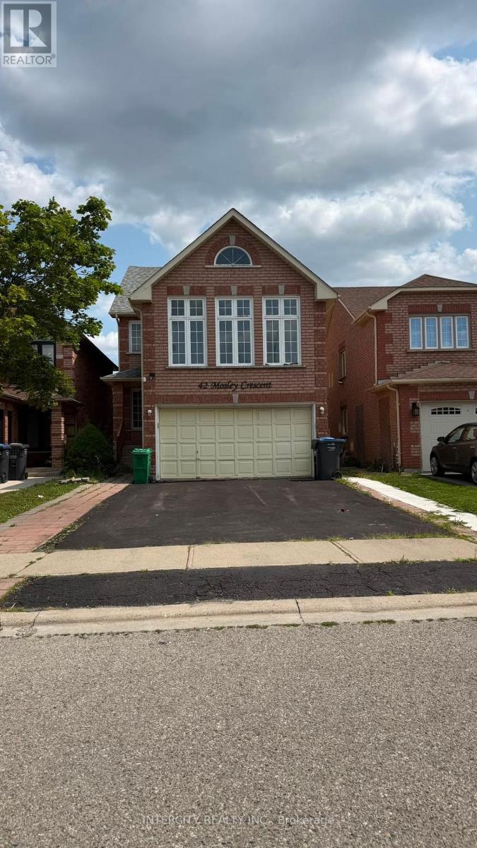 42 MOSLEY CRESCENT, Brampton, Ontario