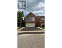 42 MOSLEY CRESCENT, Brampton, Ontario