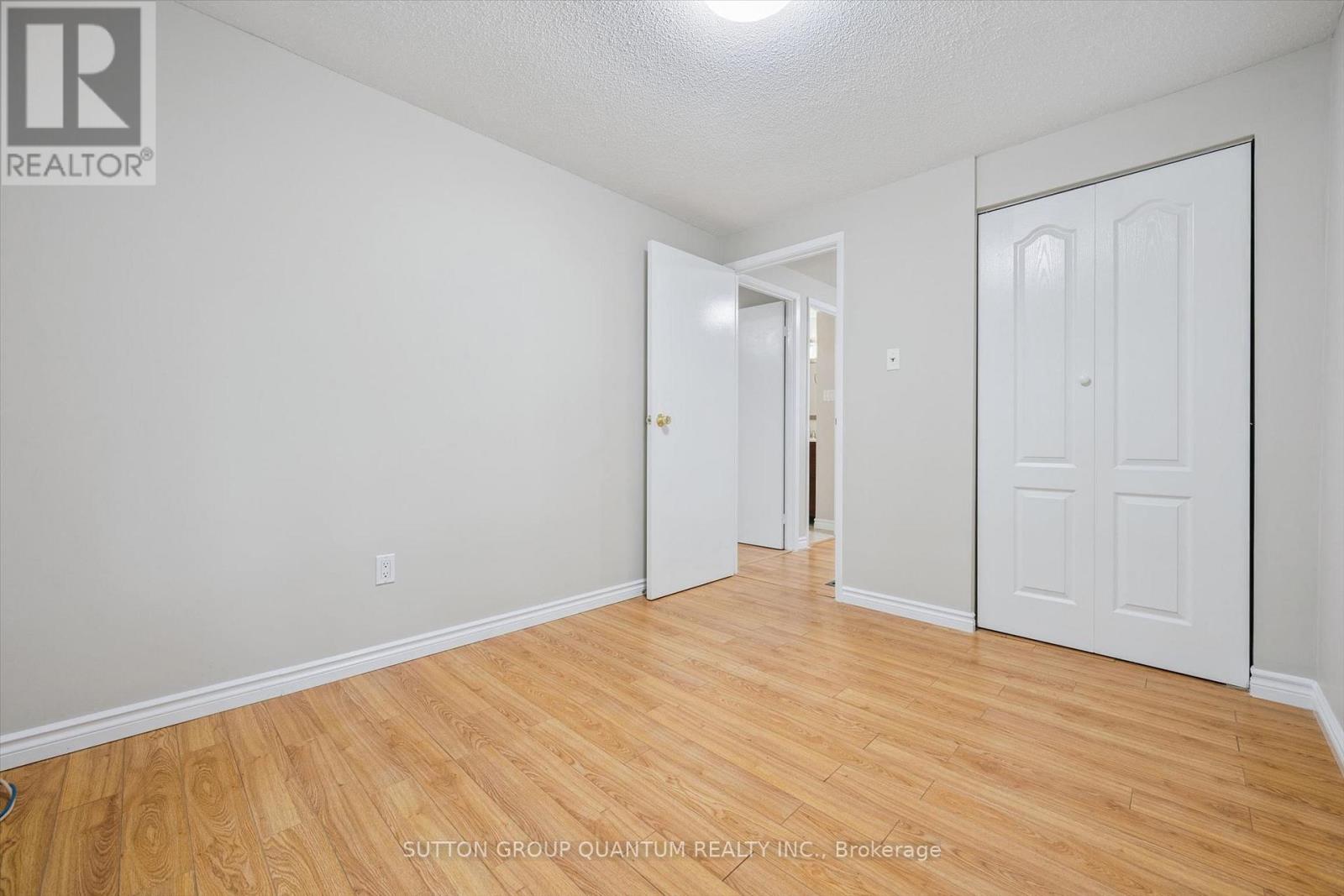 69 - 1558 Lancaster Drive, Oakville, Ontario  L6H 2Z4 - Photo 24 - W13662928