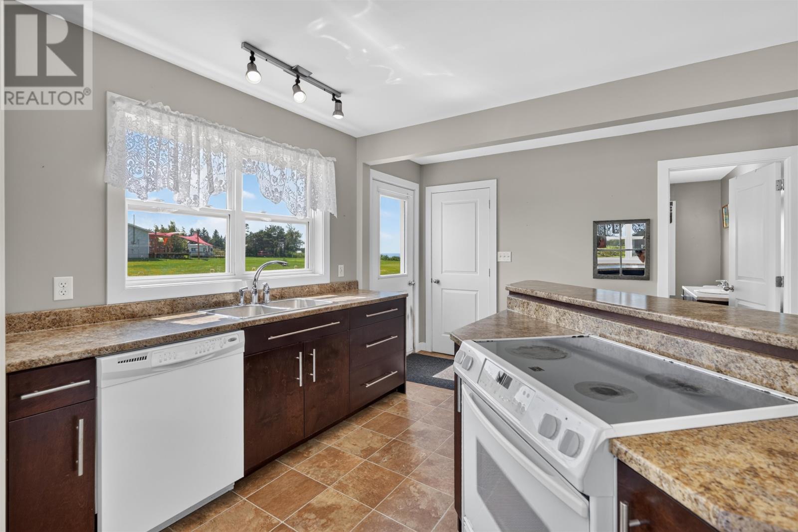 10191 Route 11, St. Chrysostome, Prince Edward Island  C0B 1Y0 - Photo 17 - 202620309