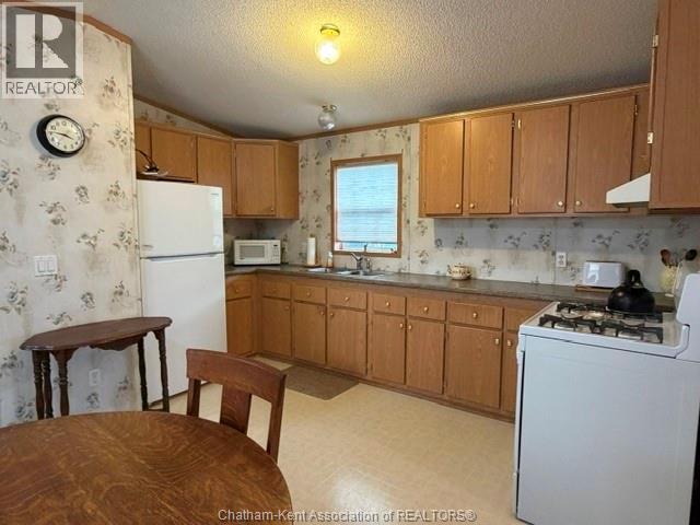 137 Dunkirk Drive, Chatham, Ontario  N7L 5J5 - Photo 3 - 26015293