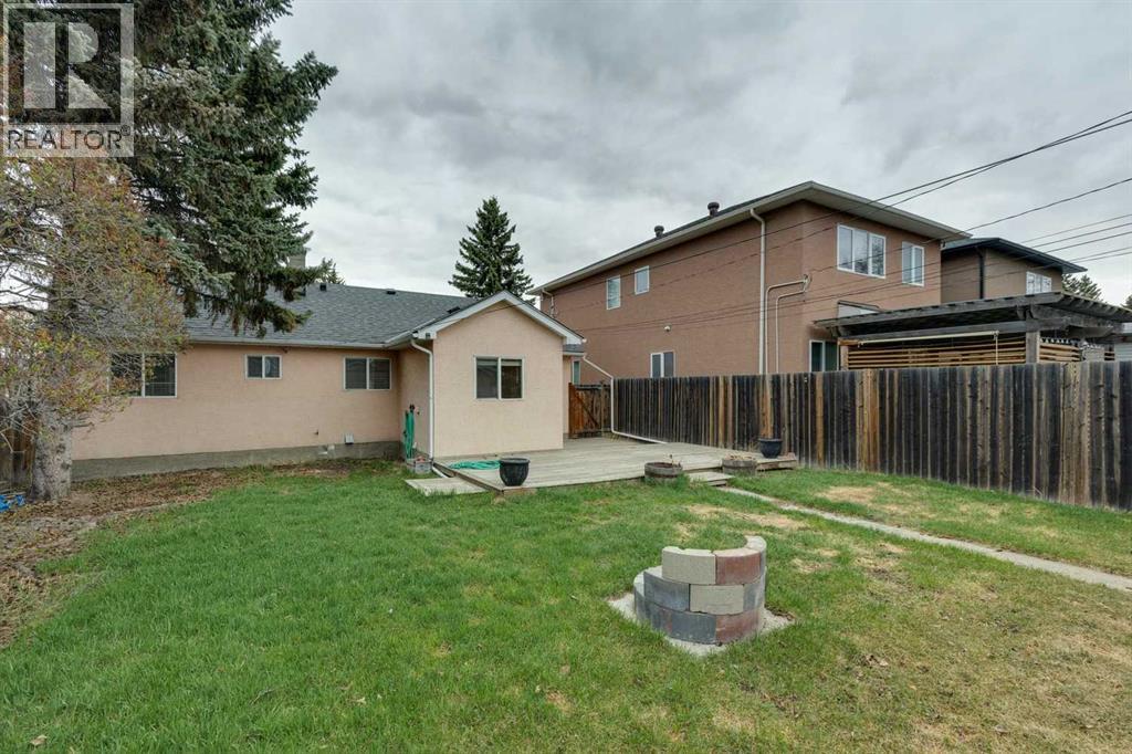 7615 36 Avenue Nw, Calgary, Alberta  T3B 1V2 - Photo 37 - A2308209