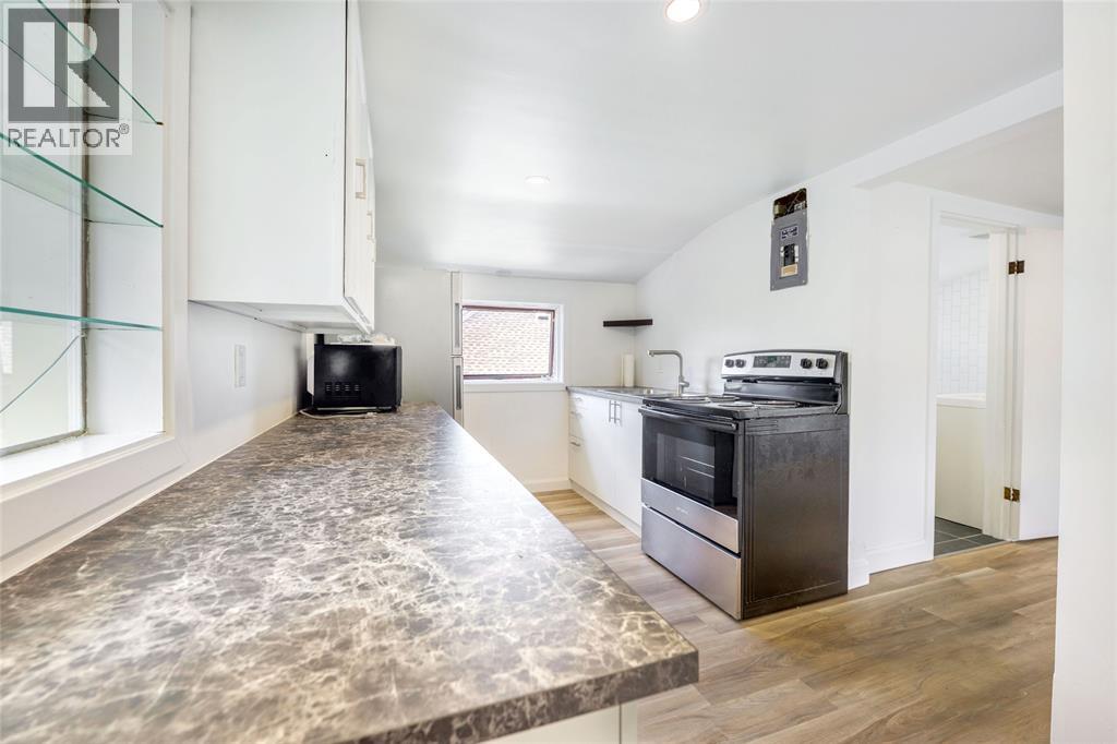 115 Collingwood Street, Sarnia, Ontario  N7T 6M8 - Photo 12 - 26019518