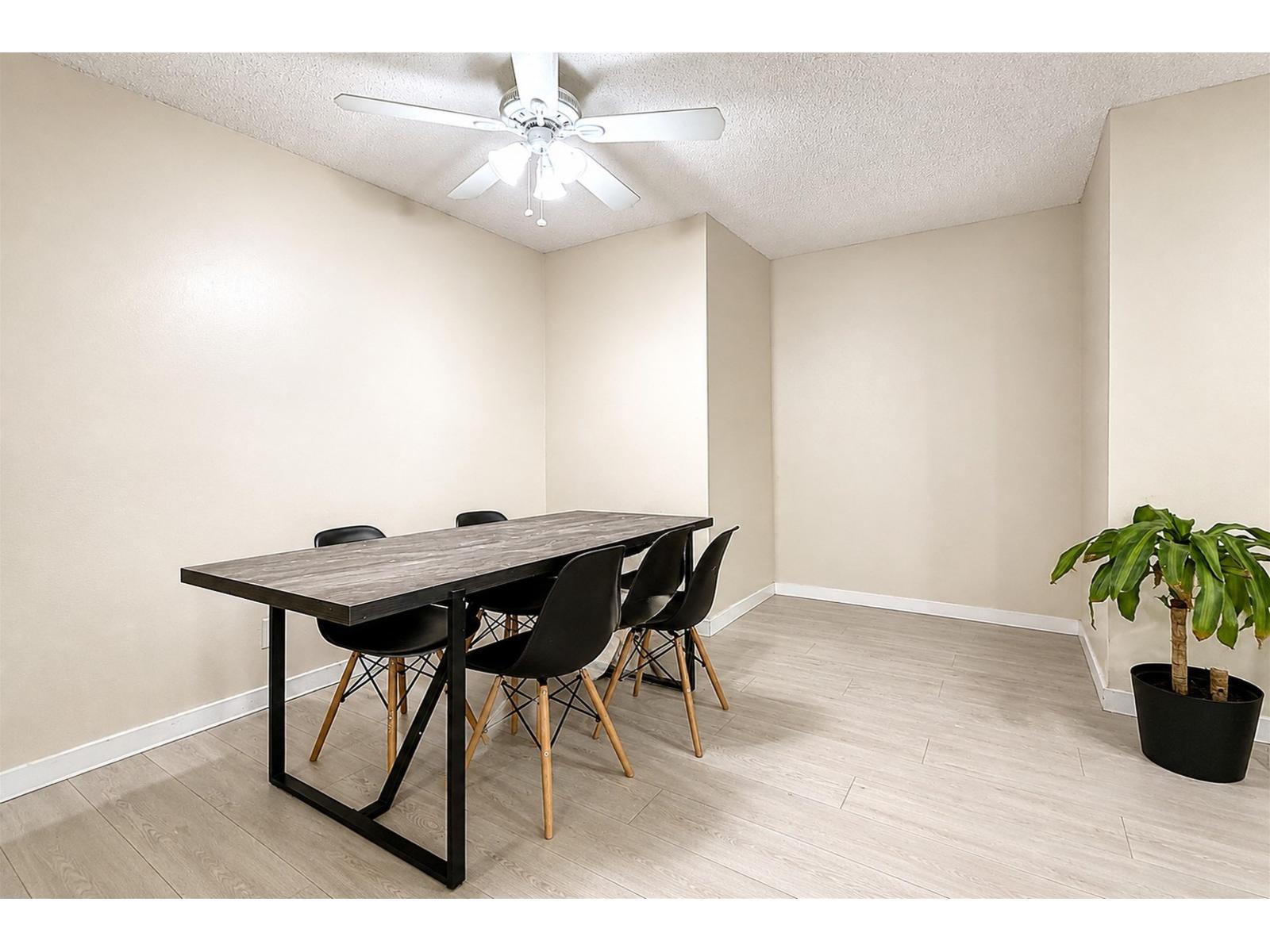 306 10560 154 Street, Surrey, British Columbia  V3R 8A3 - Photo 7 - R3154236