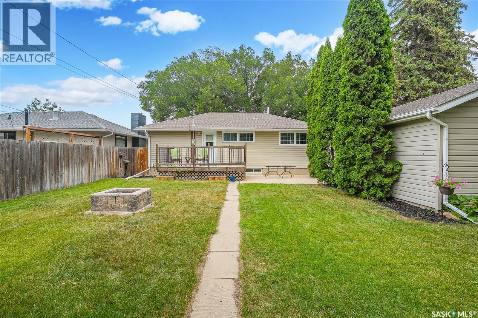 1714 Drinkle Street, Saskatoon, Saskatchewan  S7J 0P7 - Photo 33 - SK045156