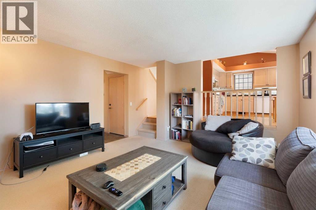 113 Sierra Vista Terrace Sw, Calgary, Alberta  T3H 3C4 - Photo 14 - A2309087