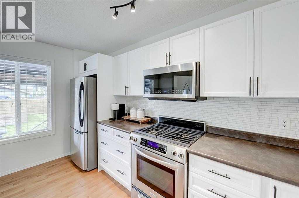 12 Elgin Meadows View Se, Calgary, Alberta  T2Z 0E8 - Photo 9 - A2311040
