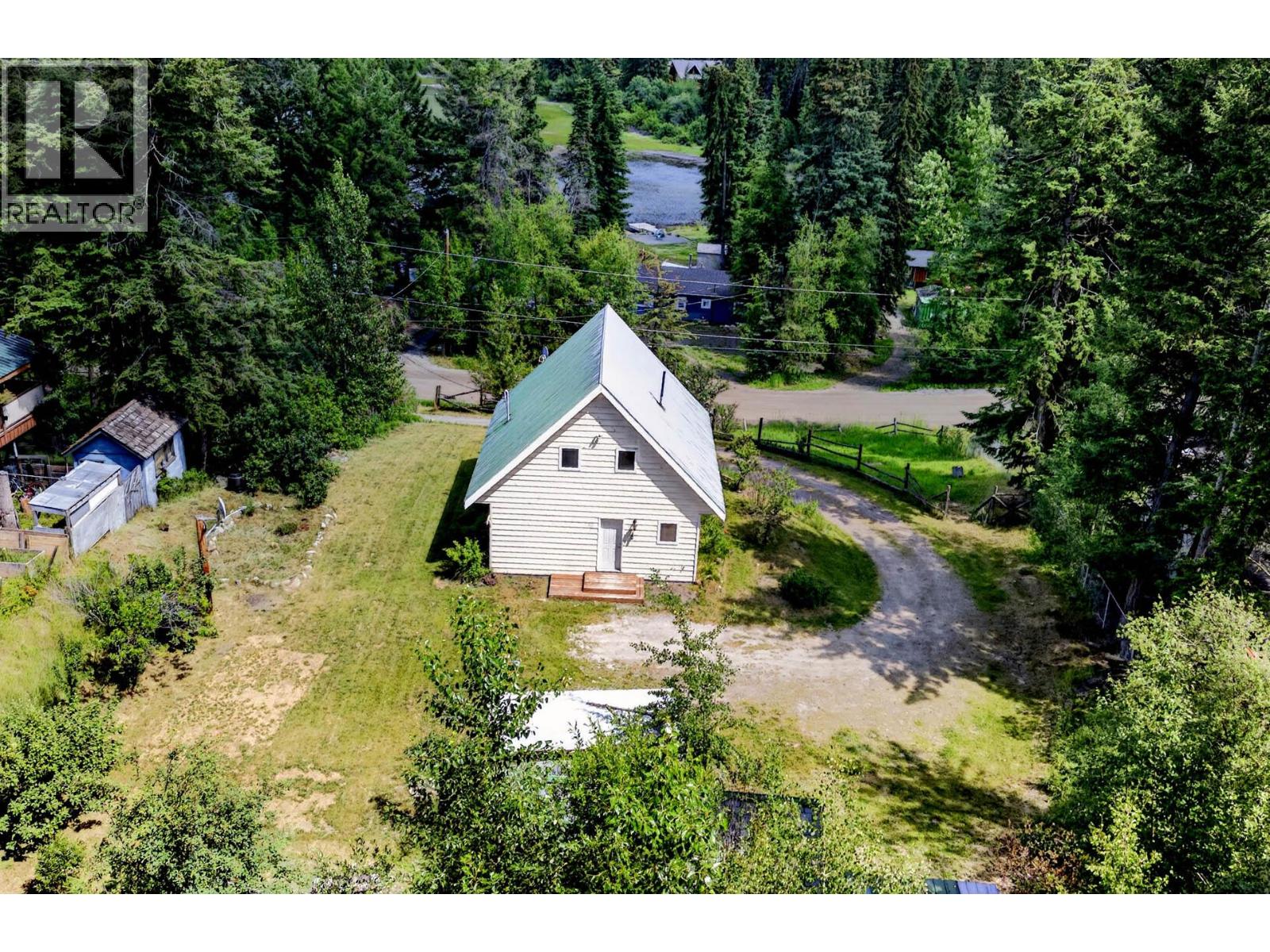 9043 Doyle Road, Kamloops, British Columbia  V0E 1Z0 - Photo 3 - 10393895