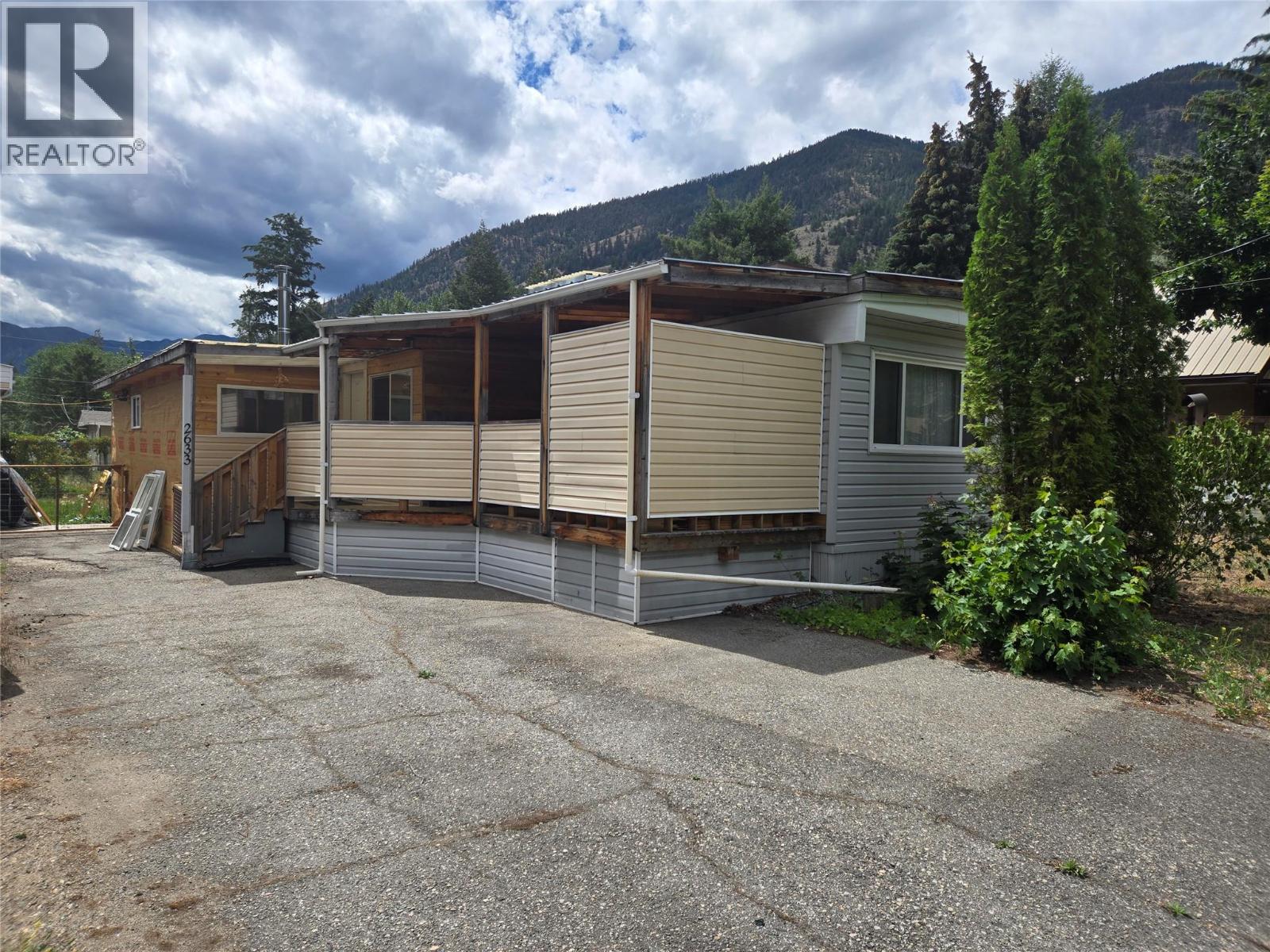 2633 5th Street, Olalla, British Columbia