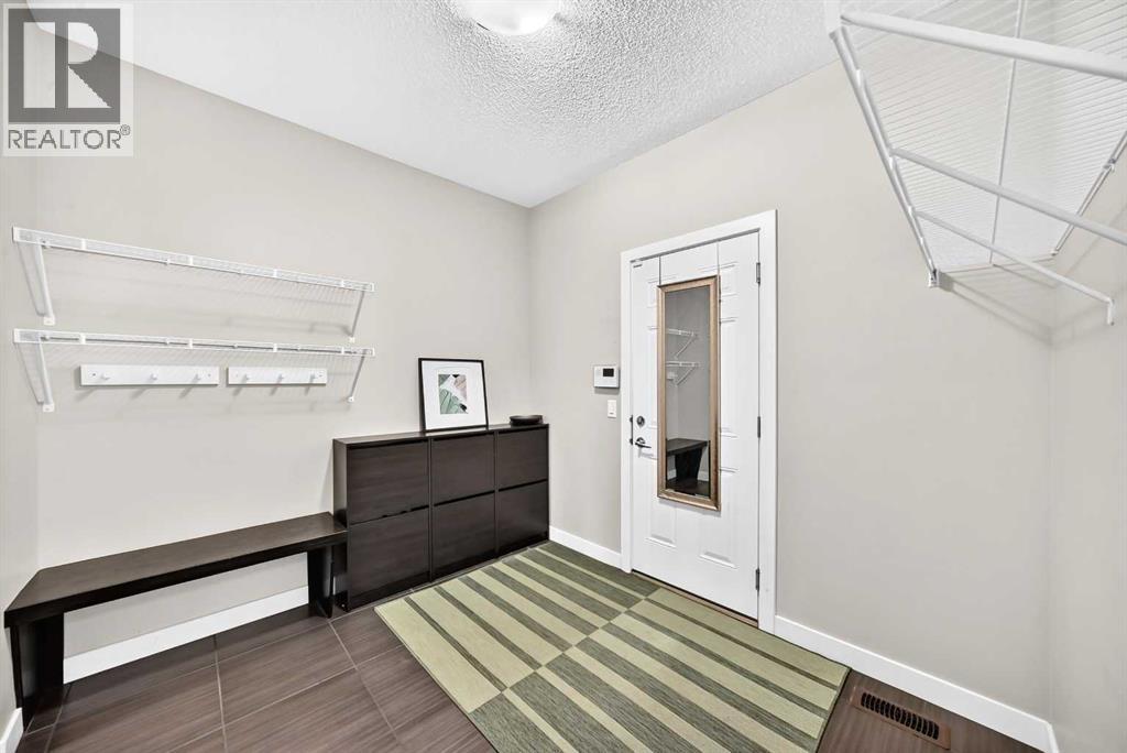 673 Panatella Boulevard NW, Calgary, Alberta  T3K 0C2 - Photo 9 - A2328169