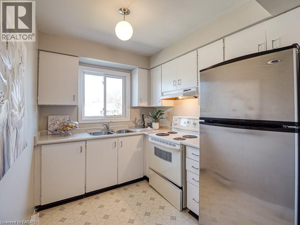 1060 Canfield Crescent Unit# 5, Woodstock, Ontario  N4S 8P3 - Photo 7 - 40855102