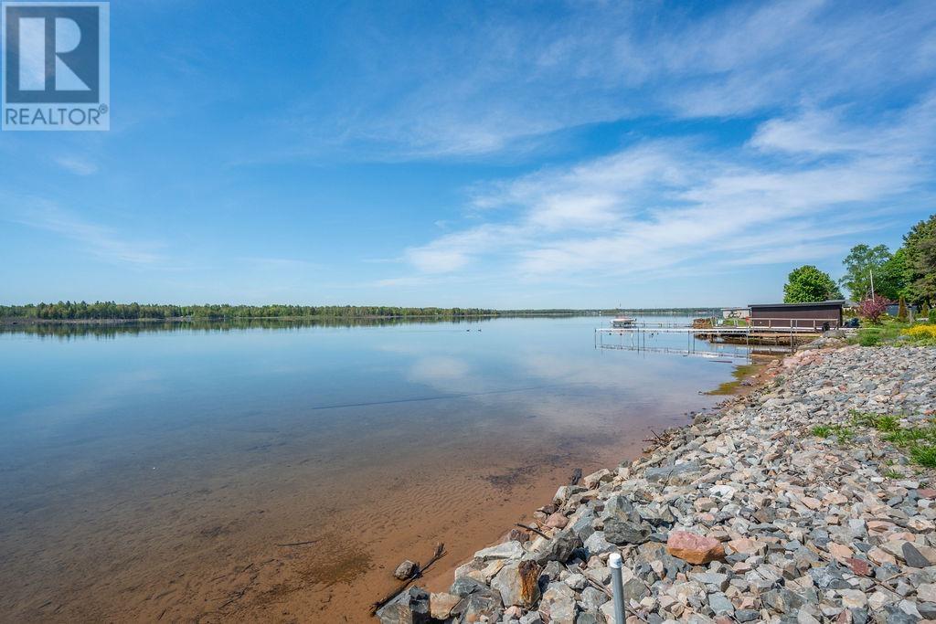 1793 Queen St E, Sault Ste. Marie, Ontario  P6A 2G8 - Photo 13 - SM261364