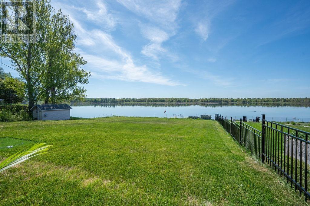 1793 Queen St E, Sault Ste. Marie, Ontario  P6A 2G8 - Photo 10 - SM261364
