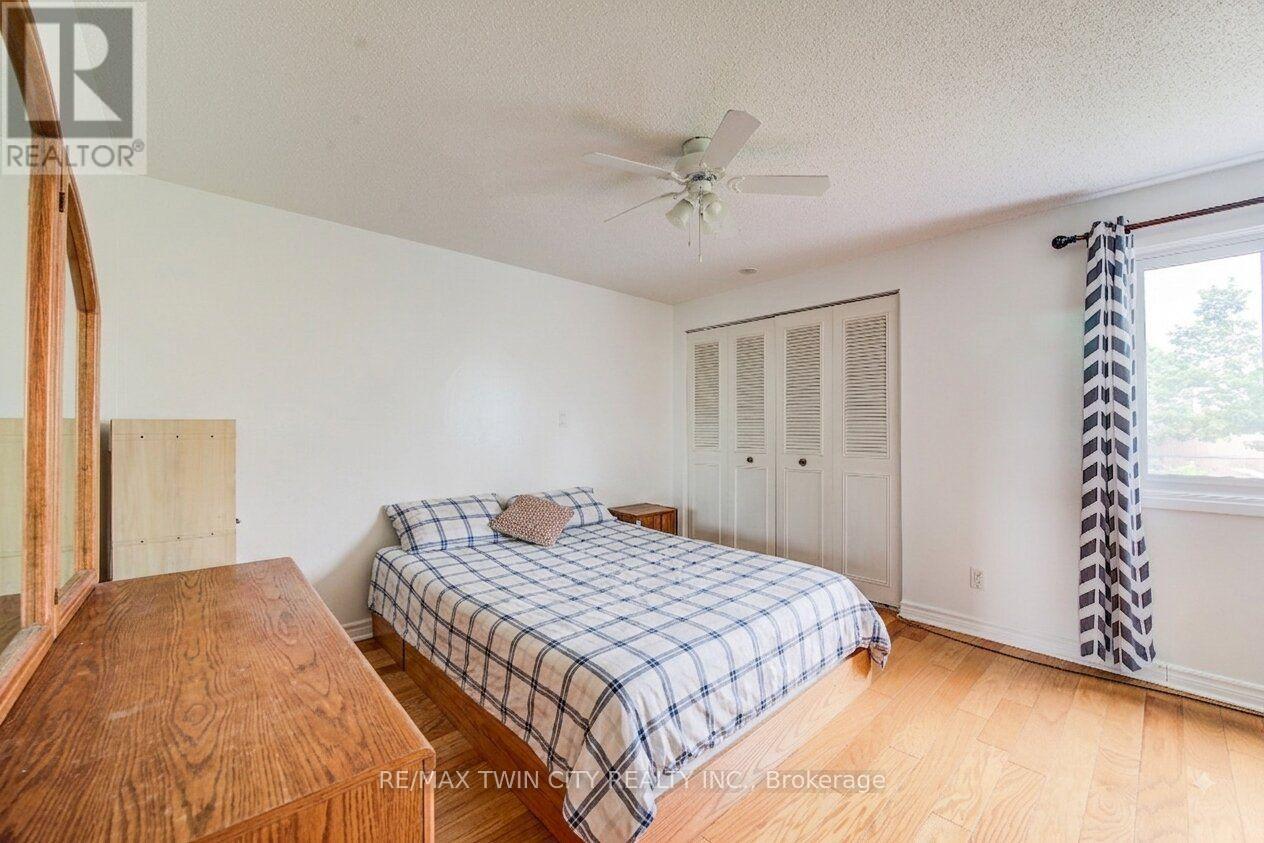 15 - 285 Sandowne Drive, Waterloo, Ontario N2K 2C1 - Photo 11 - X13618142