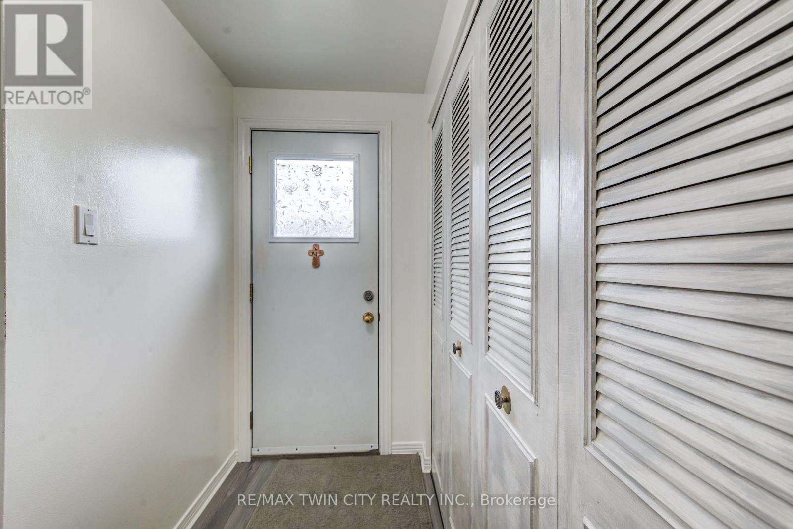 15 - 285 Sandowne Drive, Waterloo, Ontario N2K 2C1 - Photo 8 - X13618142